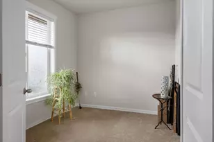 16610 Pne Crk Dr, La Pine, OR 97739 - Photo 11