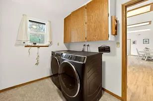 1103 Hillview Dr, Ashland, OR 97520 - Photo 19