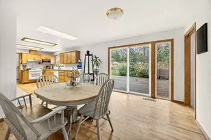 1103 Hillview Dr, Ashland, OR 97520 - Photo 17