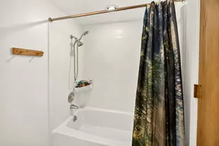 1103 Hillview Dr, Ashland, OR 97520 - Photo 27