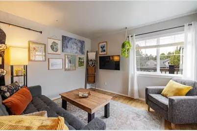 1925 NW Monterey Pines Drive #5, Bend, OR 97703 - Photo 7