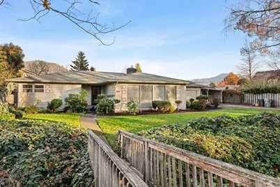 1021 NW Conklin Avenue, Grants Pass, OR 97526 - Photo 1