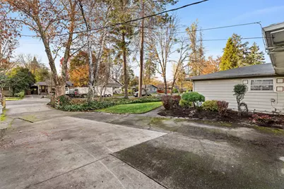 1021 NW Conklin Avenue, Grants Pass, OR 97526 - Photo 31