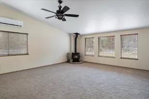 53001 Loop Dr, La Pine, OR 97739 - Photo 9