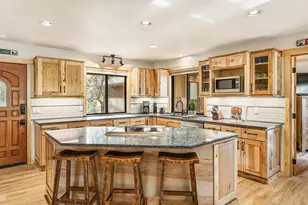 57557 Lupine Ln, Sunriver, OR 97707 - Photo 17