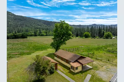 20541 Williams Highway, Williams, OR 97544 - Photo 27