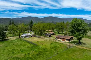 20541 Williams Hwy, Williams, OR 97544 - Photo 25