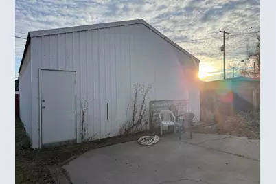 2210 Wantland Avenue, Klamath Falls, OR 97601 - Photo 5