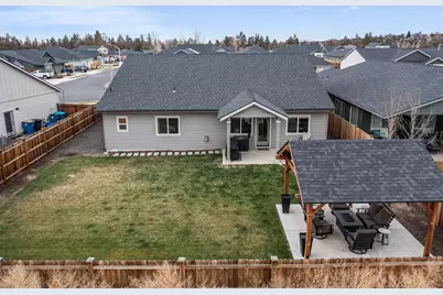 4980 SW Zenith Avenue, Redmond, OR 97756 - Photo 31