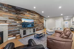 4980 SW Zenith Ave, Redmond, OR 97756 - Photo 9