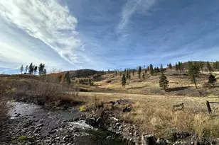 24826 S Hwy 395, Canyon City, OR 97820 - Photo 3