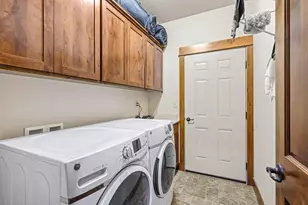 3609 Mallard Ln, Medford, OR 97504 - Photo 19