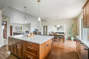 10064 Juniper Glen Cir, Redmond, OR 97756 - Photo 15