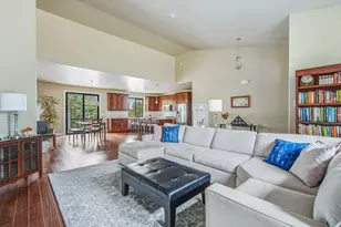 10064 Juniper Glen Cir, Redmond, OR 97756 - Photo 5