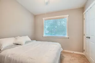 2224 NE Indigo Ln, Bend, OR 97701 - Photo 21