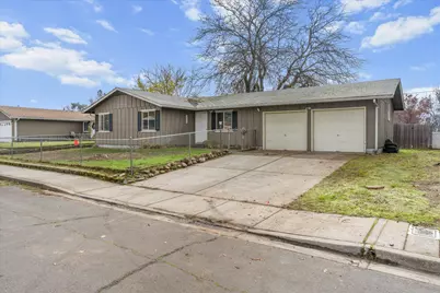 2618 Carr Street, White City, OR 97503 - Photo 1