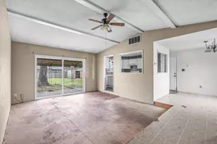 2618 Carr St, White City, OR 97503 - Photo 5