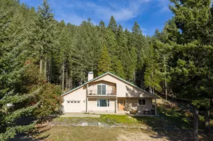 4000 E Jones Creek Rd, Grants Pass, OR 97526 - Photo 33