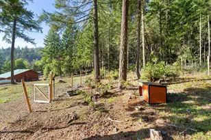 4000 E Jones Creek Rd, Grants Pass, OR 97526 - Photo 37