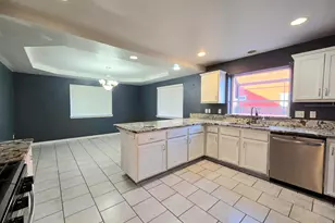 5151 Regency Dr, Klamath Falls, OR 97603 - Photo 15