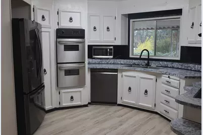 1125 SE Lee Roze Lane, Grants Pass, OR 97527 - Photo 7