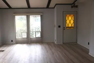 1125 SE Lee Roze Ln, Grants Pass, OR 97527 - Photo 5