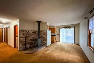 359 Wells Dr, Cave Junction, OR 97523 - Photo 7