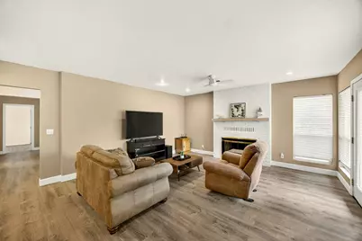 525 Barnes Avenue, Medford, OR 97504 - Photo 5