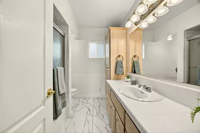 525 Barnes Avenue, Medford, OR 97504 - Photo 21