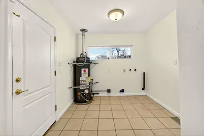 525 Barnes Avenue, Medford, OR 97504 - Photo 27