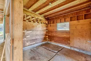 1956 E Fork Rd, Williams, OR 97544 - Photo 39