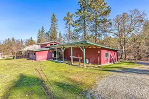 1956 E Fork Rd, Williams, OR 97544 - Photo 29