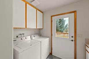 5745 NW Homestead Way, Redmond, OR 97756 - Photo 35