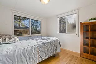 1505 NW Jacksonville Ave, Bend, OR 97703 - Photo 9