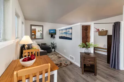 56856 Enterprise Drive #A5, Sunriver, OR 97707 - Photo 7