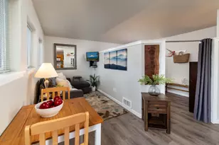 56856 Enterprise Dr, Sunriver, OR 97707 - Photo 7