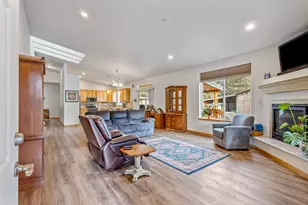 15924 Jackpine Rd, La Pine, OR 97739 - Photo 7