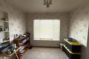 2076 Roberts Rd, Medford, OR 97504 - Photo 15