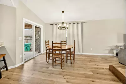 1870 SW Mistybrook Drive, Grants Pass, OR 97527 - Photo 5