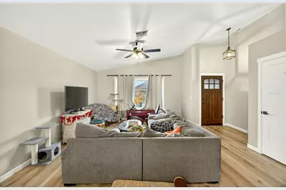 1870 SW Mistybrook Drive, Grants Pass, OR 97527 - Photo 7