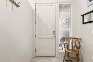 11130 Village Loop, Redmond, OR 97756 - Photo 3