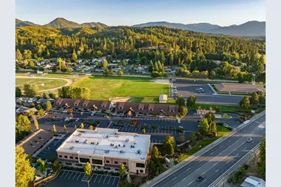 1879 Williams Highway, Grants Pass, OR 97527 - Photo 7