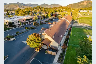 1879 Williams Highway, Grants Pass, OR 97527 - Photo 13