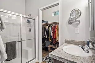 19930 Limelight Dr, Bend, OR 97702 - Photo 21