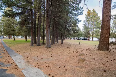 19930 Limelight Drive #421, Bend, OR 97702 - Photo 41