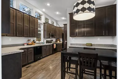 19930 Limelight Drive #421, Bend, OR 97702 - Photo 11