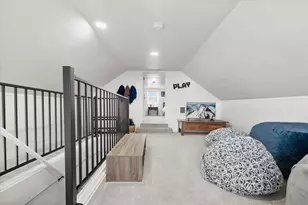 533 SW 4th St, Redmond, OR 97756 - Photo 27