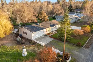 1627 Southgate Way, Grants Pass, OR 97527 - Photo 1