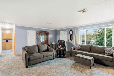 1627 Southgate Way, Grants Pass, OR 97527 - Photo 9
