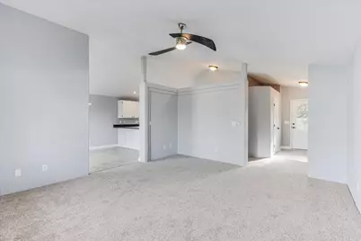 959 Westrop Drive, Central Point, OR 97502 - Photo 13